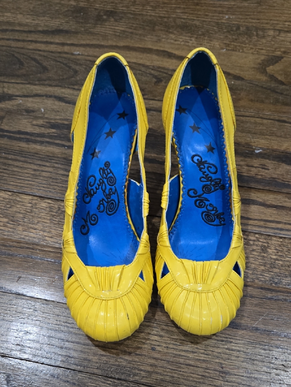 Naughty Monkey Y2K Yellow Ruched Round Toe Heels Size 7 - Picture 2 of 11